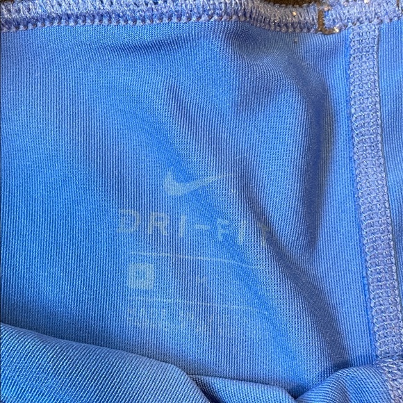 Nike Women’s Blue Compression Training Shorts Size M - Picture 2 of 5